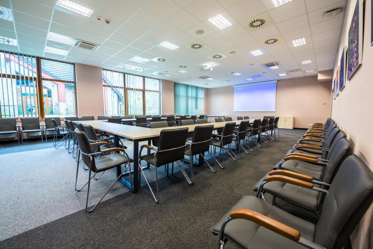 Centrum Promocji Lesnictwa W Mucznem Lutowiska Buitenkant foto