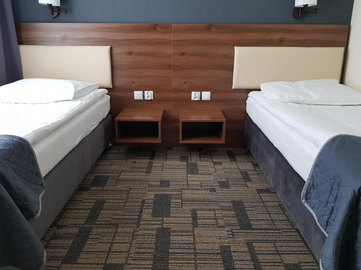 Centrum Promocji Lesnictwa W Mucznem Lutowiska Buitenkant foto